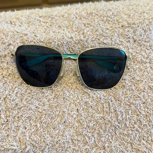 Like new Costa women’s butterfly Paloma sunglasses, no scratches